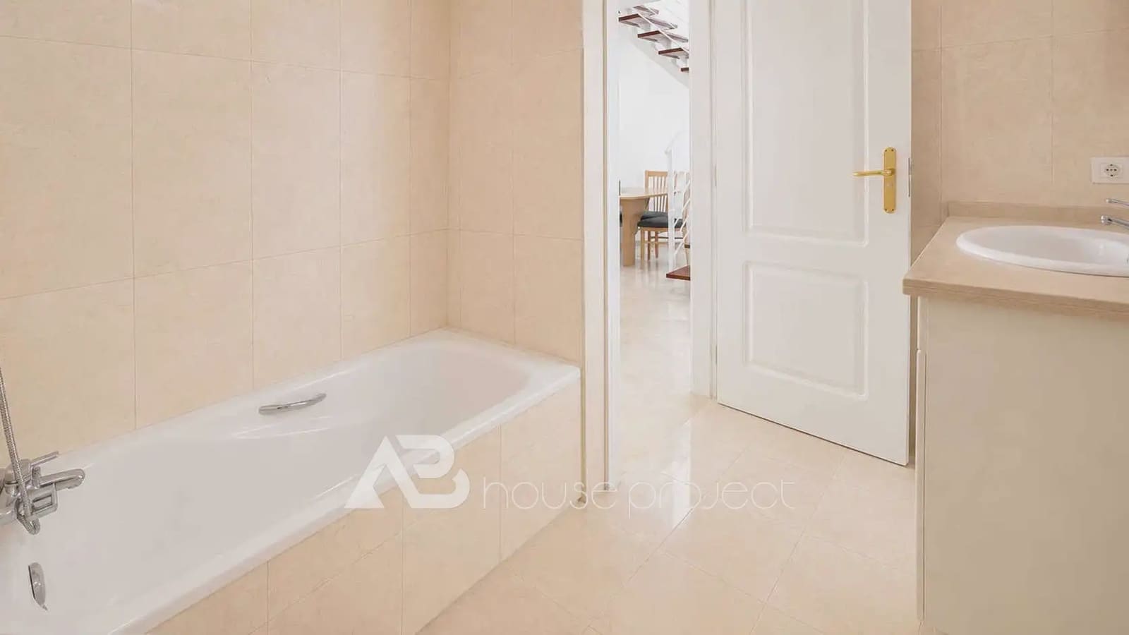 2 bedroom Penthouse for sale in Arona with pool garage - € 379,000 (Ref: 9834605)