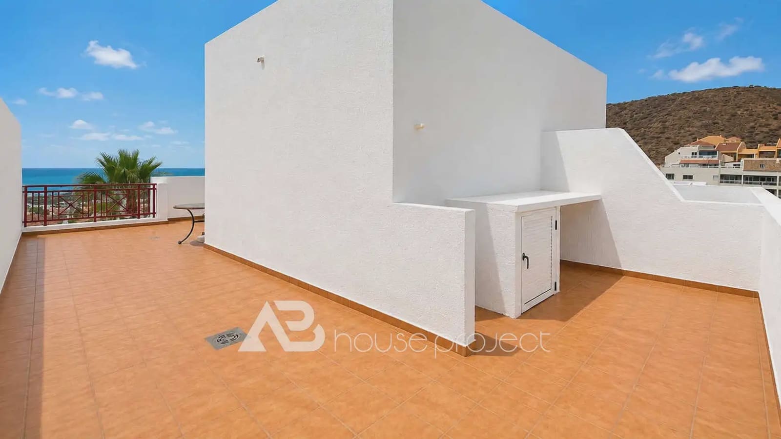 2 bedroom Penthouse for sale in Arona with pool garage - € 379,000 (Ref: 9834605)