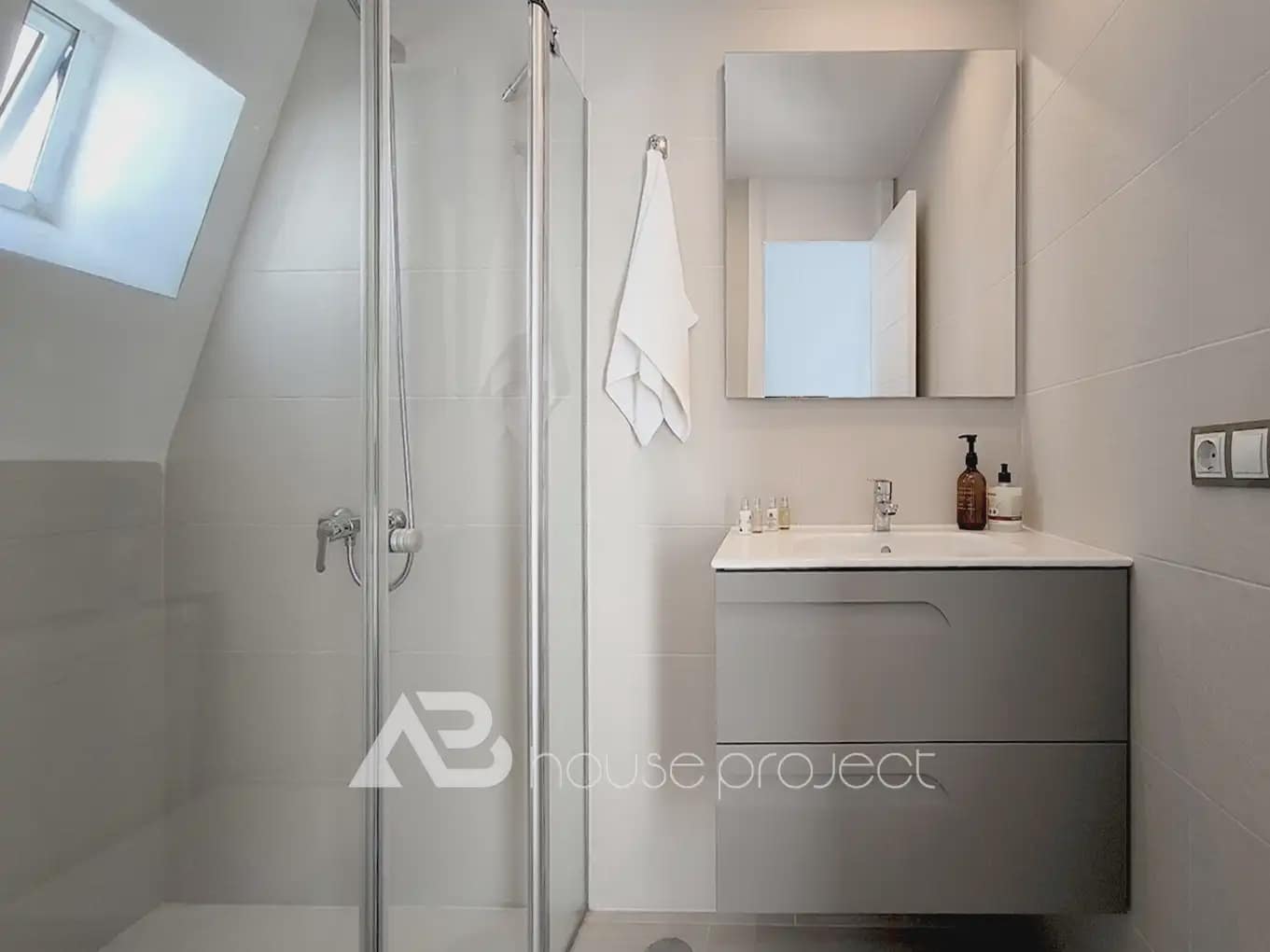 3 bedroom Flat for sale in Adeje with pool garage - € 640,000 (Ref: 9863582)