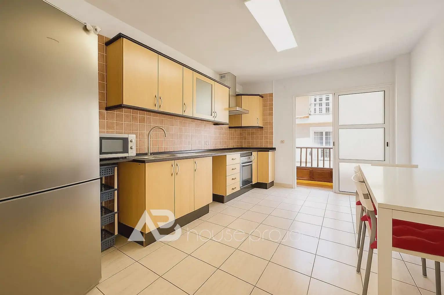 3 soverom Hus til salgs i Arona med garasje - € 290 000 (Ref: 9863587)