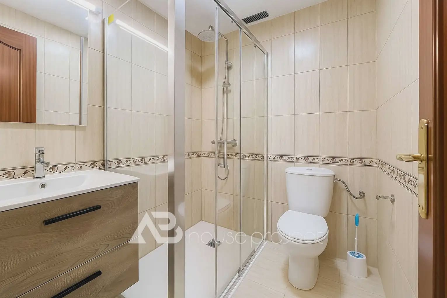 3 soverom Hus til salgs i Arona med garasje - € 290 000 (Ref: 9863587)