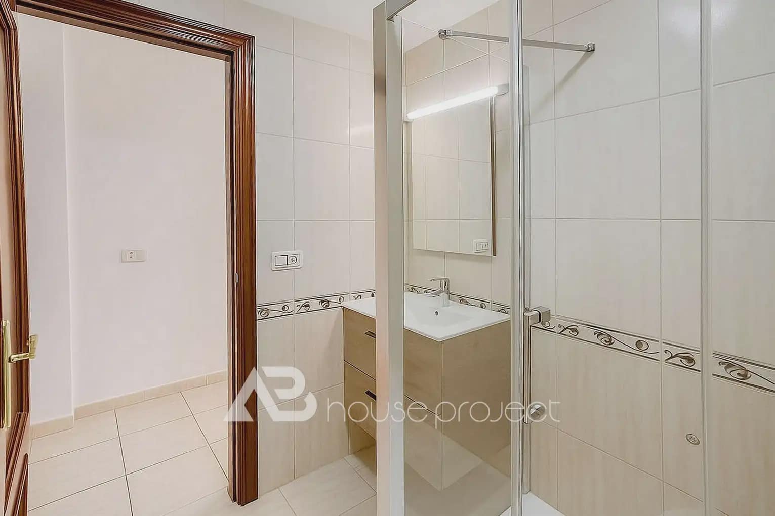 3 soverom Hus til salgs i Arona med garasje - € 290 000 (Ref: 9863587)