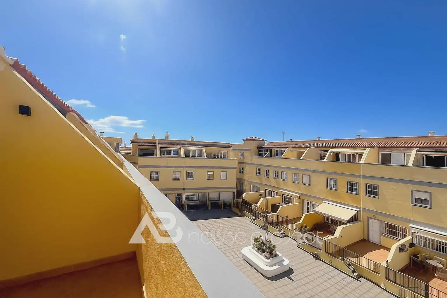 3 soverom Hus til salgs i Arona med garasje - € 290 000 (Ref: 9863587)