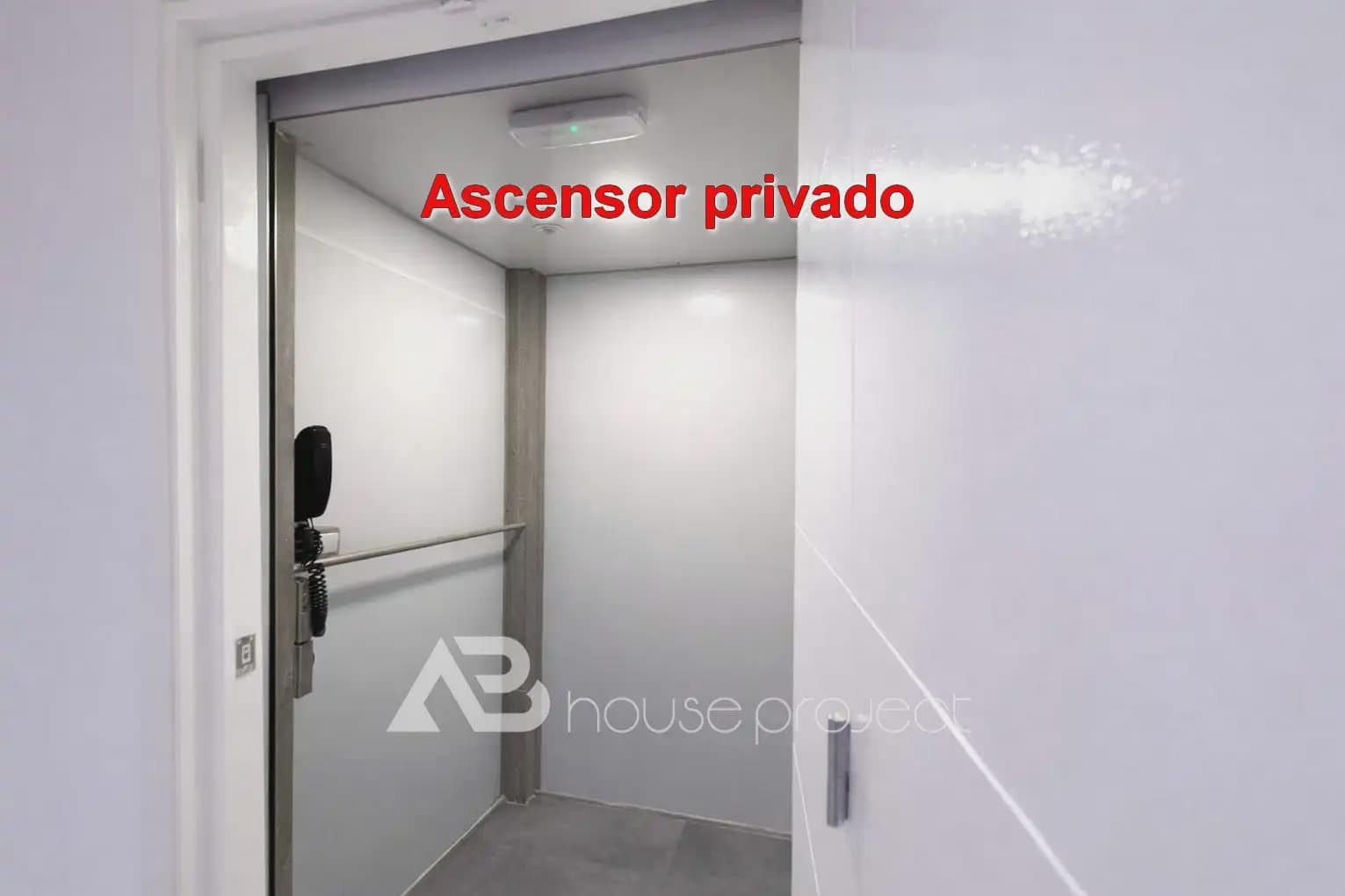 4 Zimmer Villa zu verkaufen in Arona mit Garage - 478.000 € (Ref: 9950402)