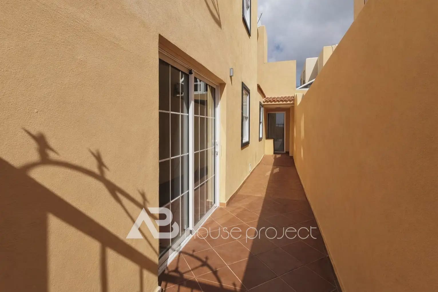 4 Zimmer Villa zu verkaufen in Arona mit Garage - 478.000 € (Ref: 9950402)