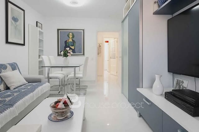 2 soveværelse Lejlighed til salg i Los Cristianos, Arona med swimmingpool - € 490.000 (Ref: 9950403)