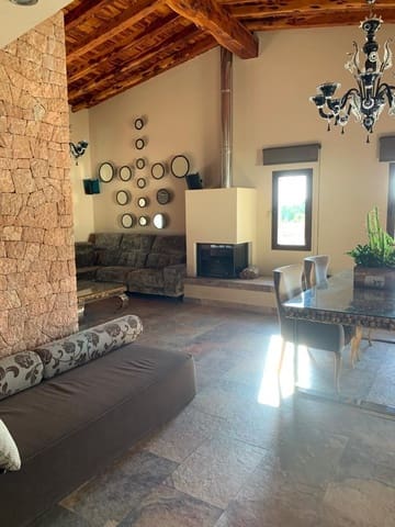8 soveværelse Villa til salg i Formentera kommune med swimmingpool garage - € 3.180.000 (Ref: 10033317)