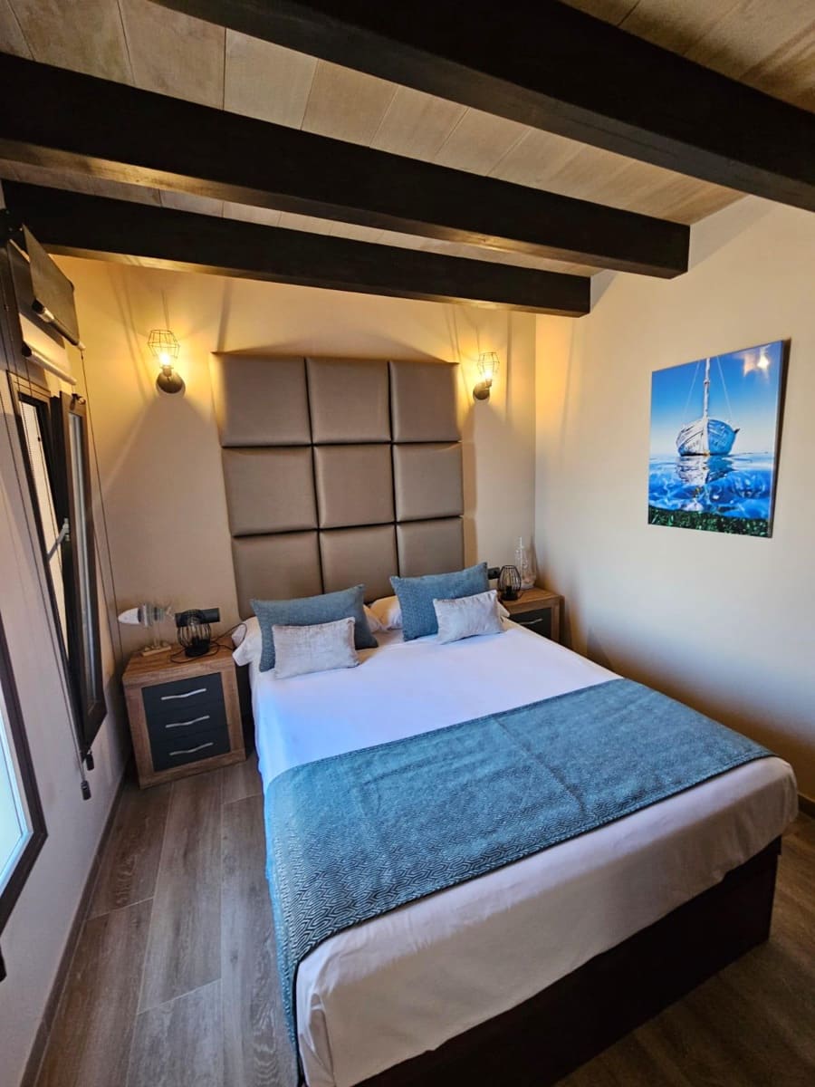 8 soveværelse Villa til salg i Formentera kommune med swimmingpool garage - € 3.180.000 (Ref: 10033317)