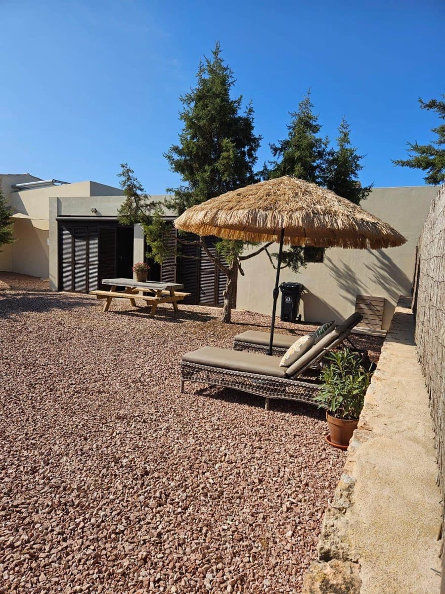 8 soveværelse Villa til salg i Formentera kommune med swimmingpool garage - € 3.180.000 (Ref: 10033317)