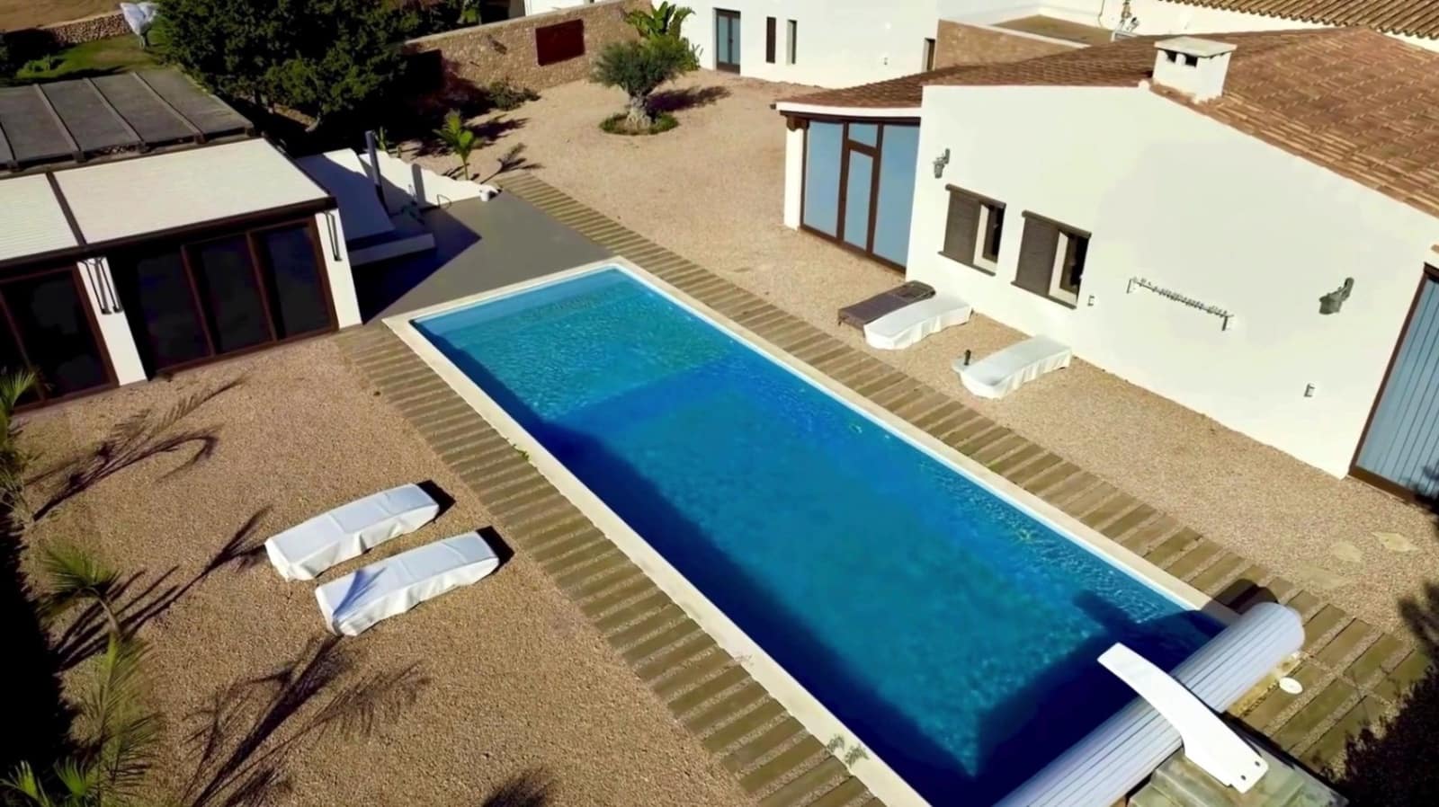 8 soveværelse Villa til salg i Formentera kommune med swimmingpool garage - € 3.180.000 (Ref: 10033317)