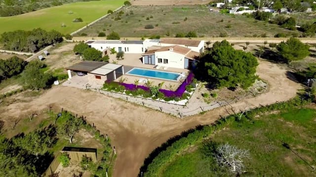 8 soveværelse Villa til salg i Formentera kommune med swimmingpool garage - € 3.180.000 (Ref: 10033317)