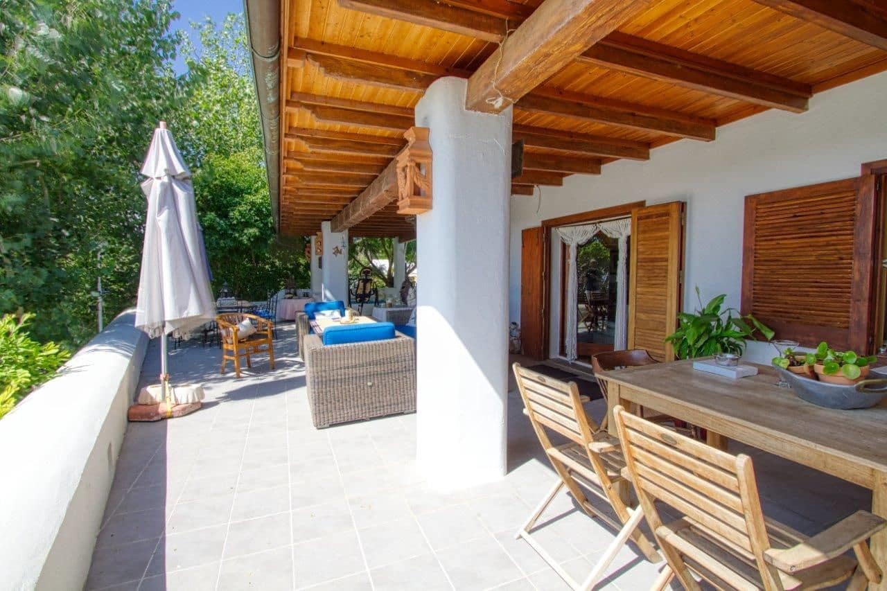 6 bedroom Villa for sale in Altea with pool garage - € 1,990,000 (Ref: 7931843)