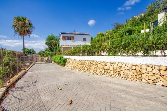 6 sovrum Villa till salu i Altea med pool garage - 1 990 000 € (Ref: 7931843)