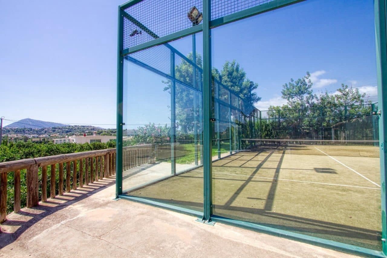 6 bedroom Villa for sale in Altea with pool garage - € 1,990,000 (Ref: 7931843)