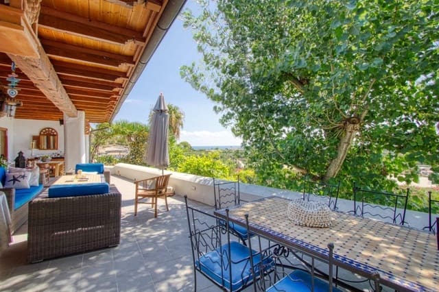 6 sovrum Villa till salu i Altea med pool garage - 1 990 000 € (Ref: 7931843)