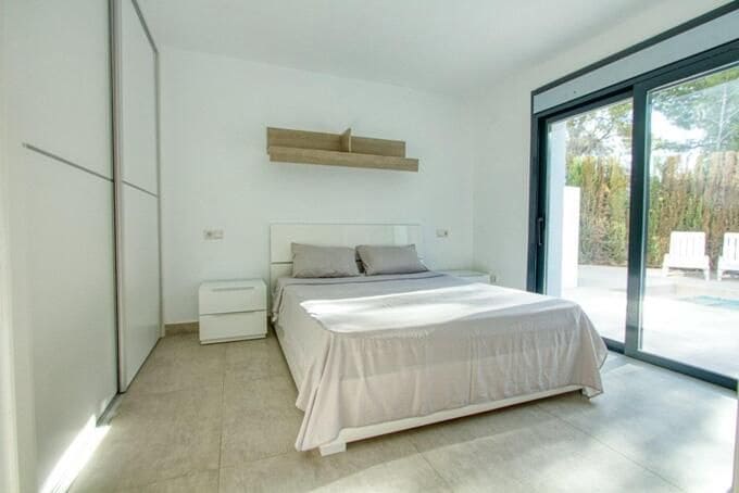 4 bedroom Villa for sale in Calpe / Calp with pool garage - € 900,000 (Ref: 8116729)