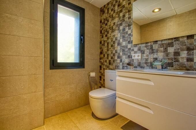 4 bedroom Villa for sale in Calpe / Calp with pool garage - € 900,000 (Ref: 8116729)