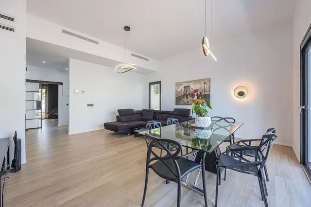 4 soveværelse Villa til salg i Altea la Vella, Altea med swimmingpool garage - € 995.000 (Ref: 8297786)