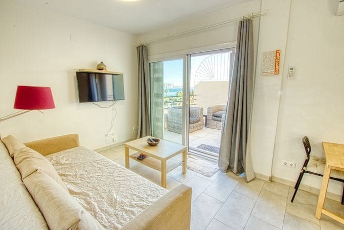 1 makuuhuone Asunto myytävänä paikassa Albir mukana uima-altaan 
autotalli - 205 000 € (Ref: 8302469)