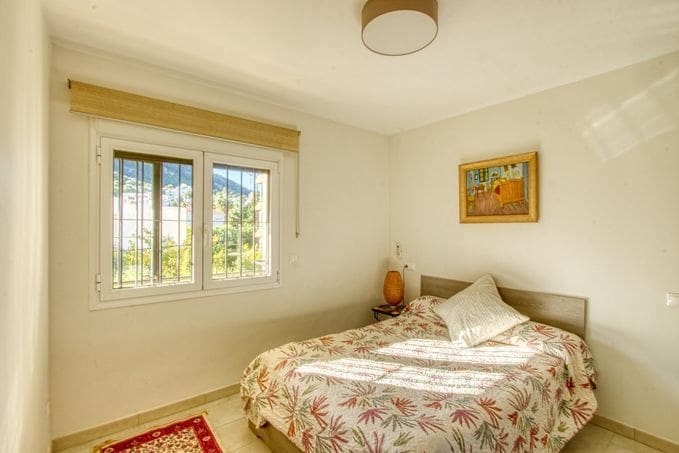 1 makuuhuone Asunto myytävänä paikassa Albir mukana uima-altaan 
autotalli - 205 000 € (Ref: 8302469)