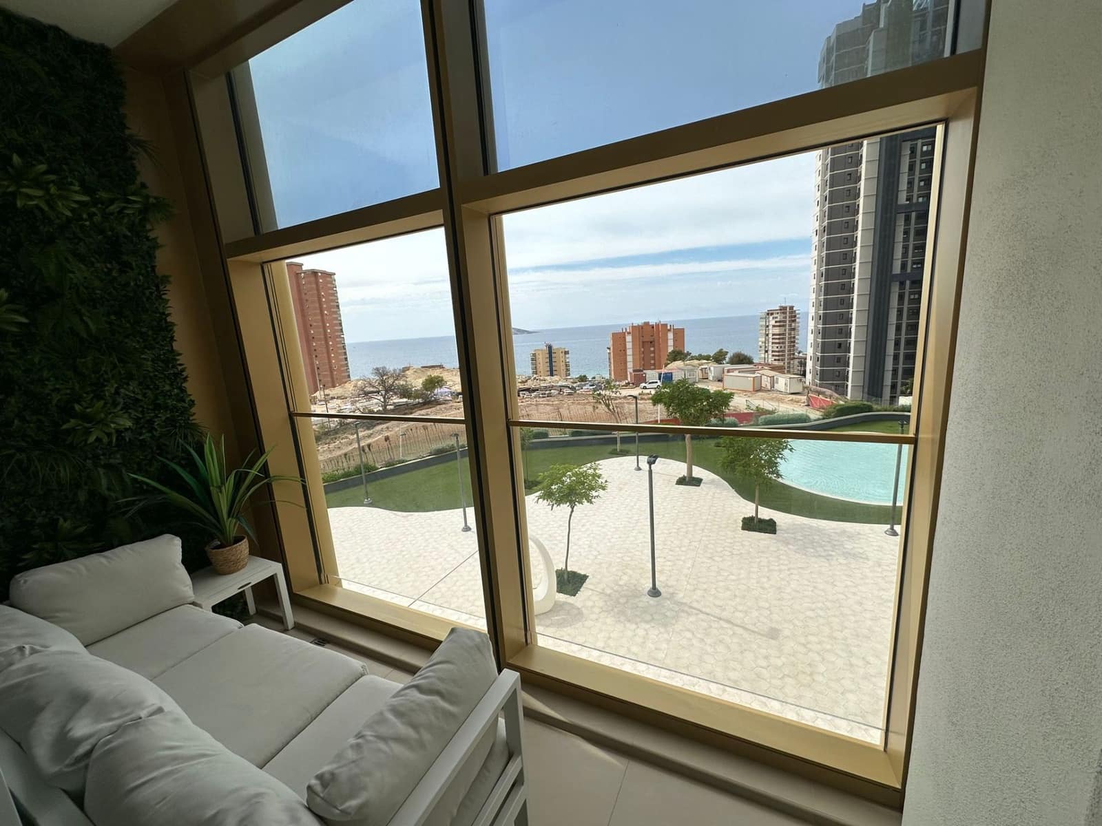 1 makuuhuone Huoneisto myytävänä paikassa Benidorm mukana uima-altaan 
autotalli - 399 000 € (Ref: 8315816)