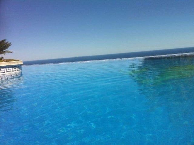 4 soveværelse Villa til salg i Calpe / Calp med swimmingpool garage - € 1.250.000 (Ref: 8331167)