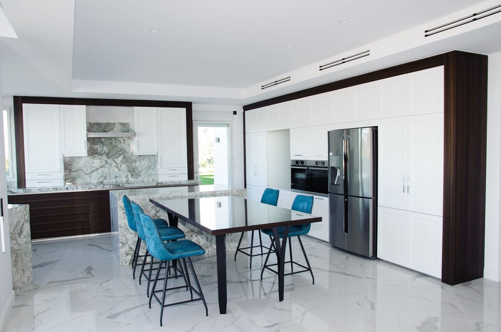 7 bedroom Villa for sale in Altea with pool garage - € 4,750,000 (Ref: 8446391)