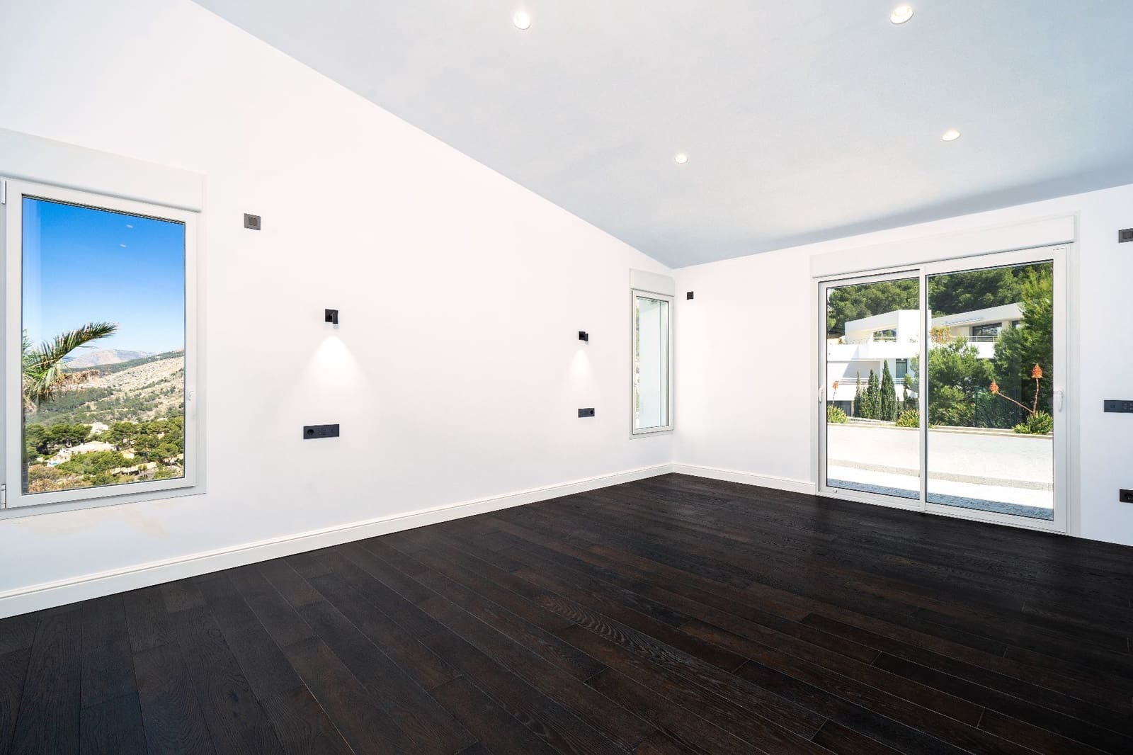 7 bedroom Villa for sale in Altea with pool garage - € 4,750,000 (Ref: 8446391)