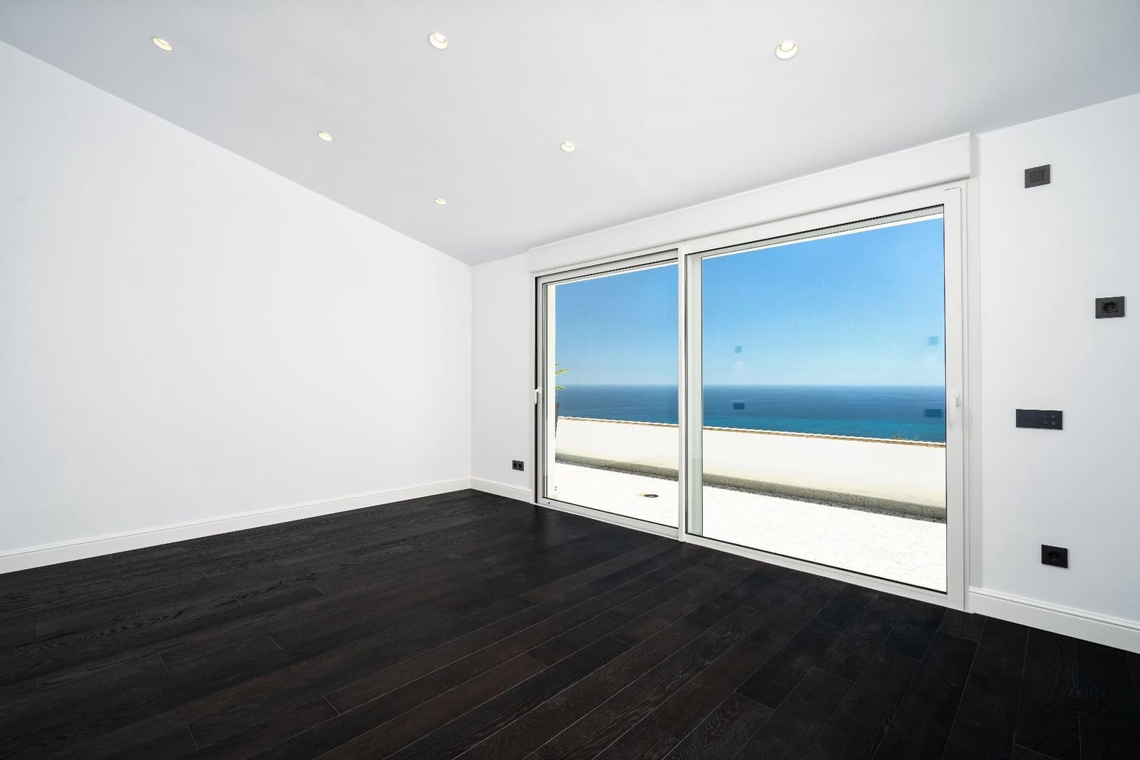 7 bedroom Villa for sale in Altea with pool garage - € 4,750,000 (Ref: 8446391)