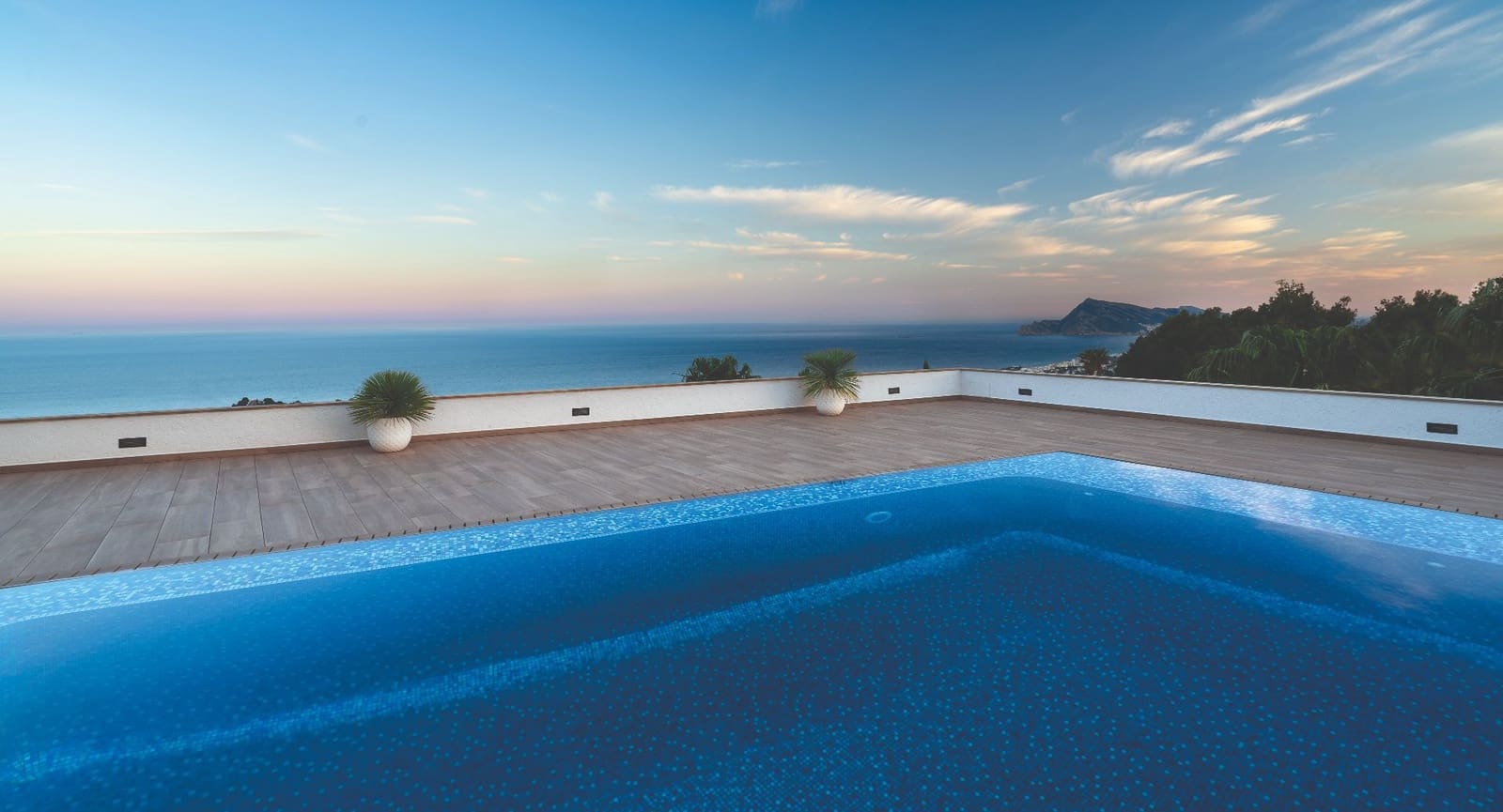 7 bedroom Villa for sale in Altea with pool garage - € 4,750,000 (Ref: 8446391)