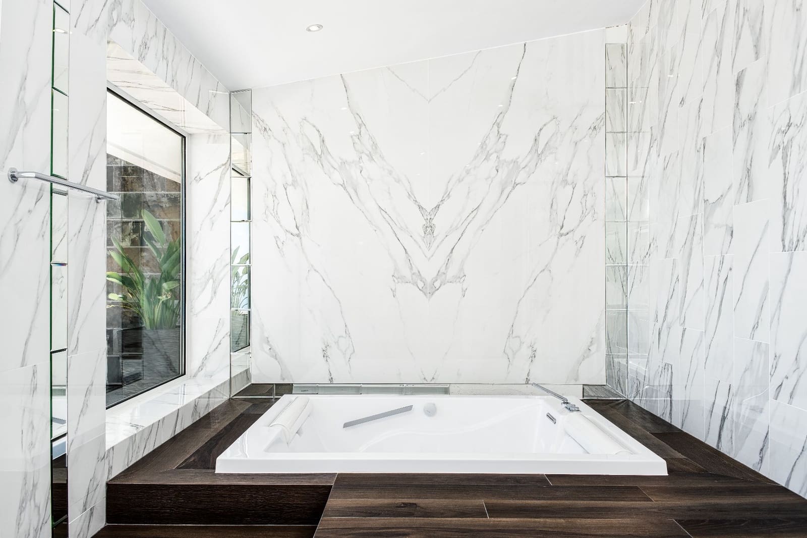 7 bedroom Villa for sale in Altea with pool garage - € 4,750,000 (Ref: 8446391)