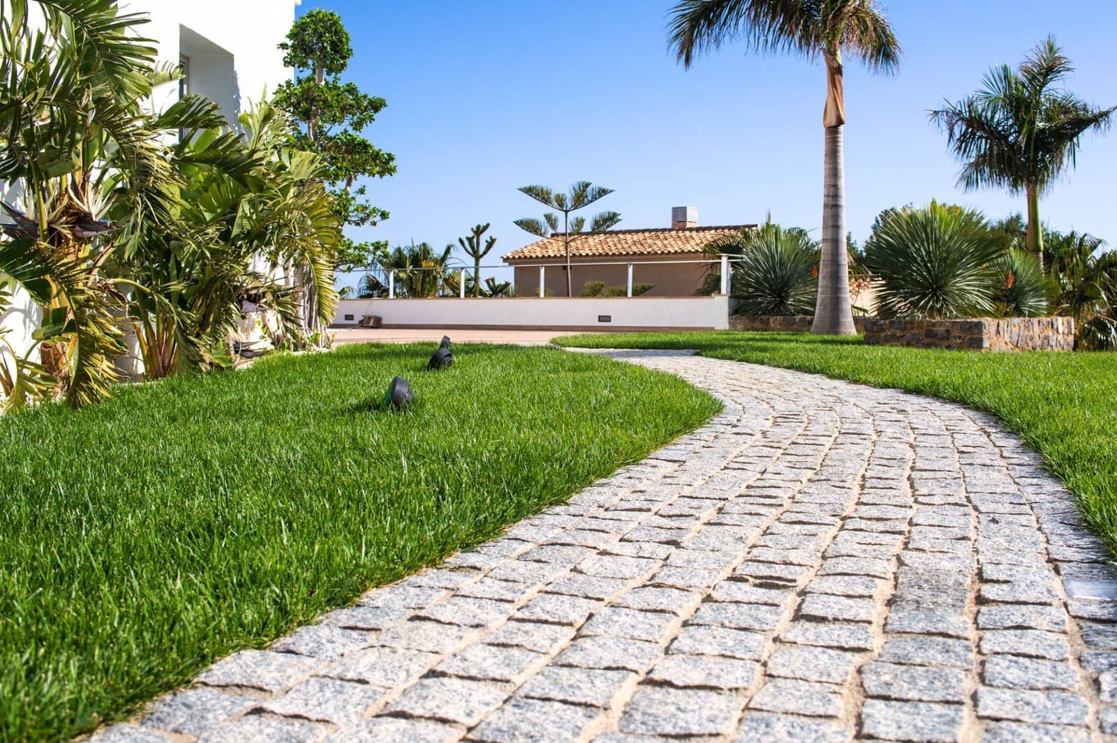 7 bedroom Villa for sale in Altea with pool garage - € 4,750,000 (Ref: 8446391)