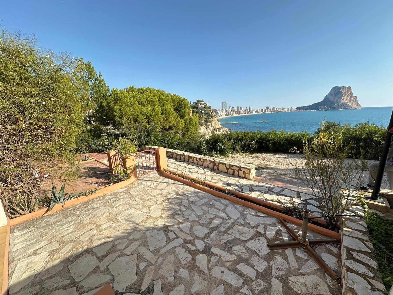 4 makuuhuone Huvila myytävänä paikassa Calpe / Calp mukana uima-altaan 
autotalli - 529 500 € (Ref: 8703646)