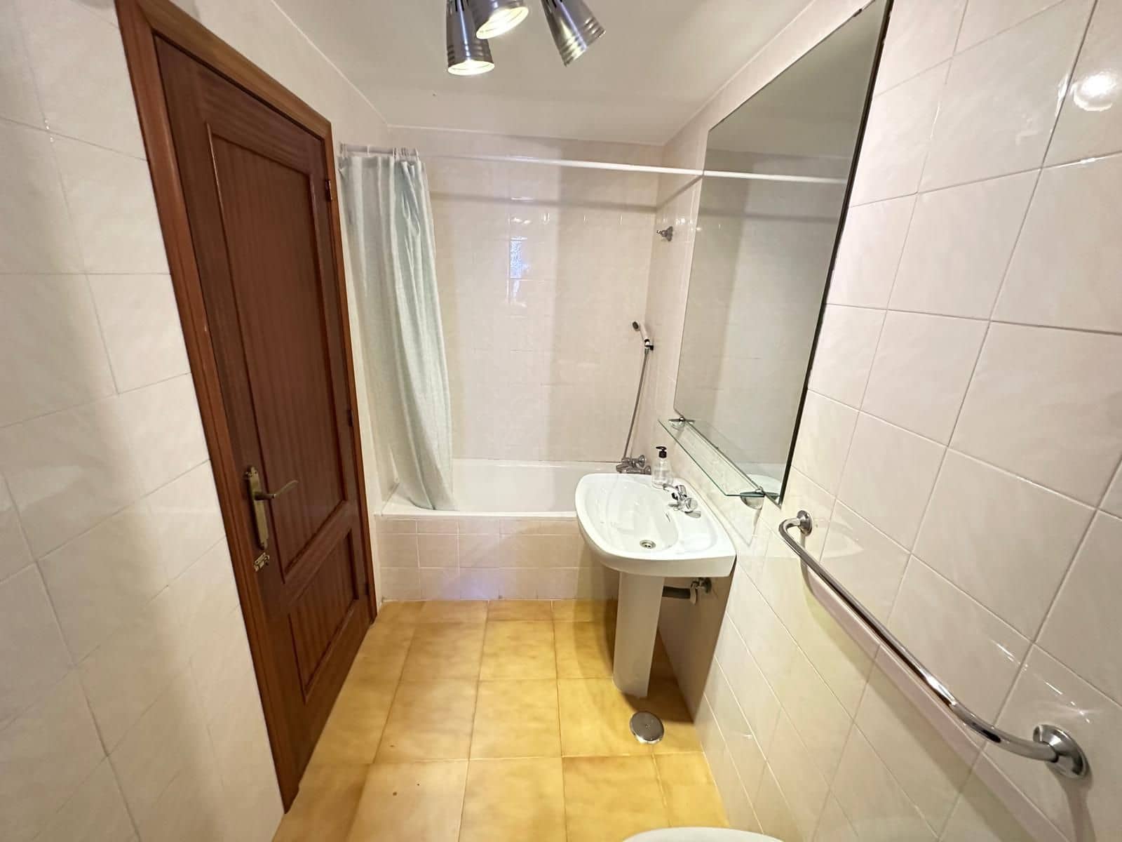 4 makuuhuone Huvila myytävänä paikassa Calpe / Calp mukana uima-altaan 
autotalli - 529 500 € (Ref: 8703646)