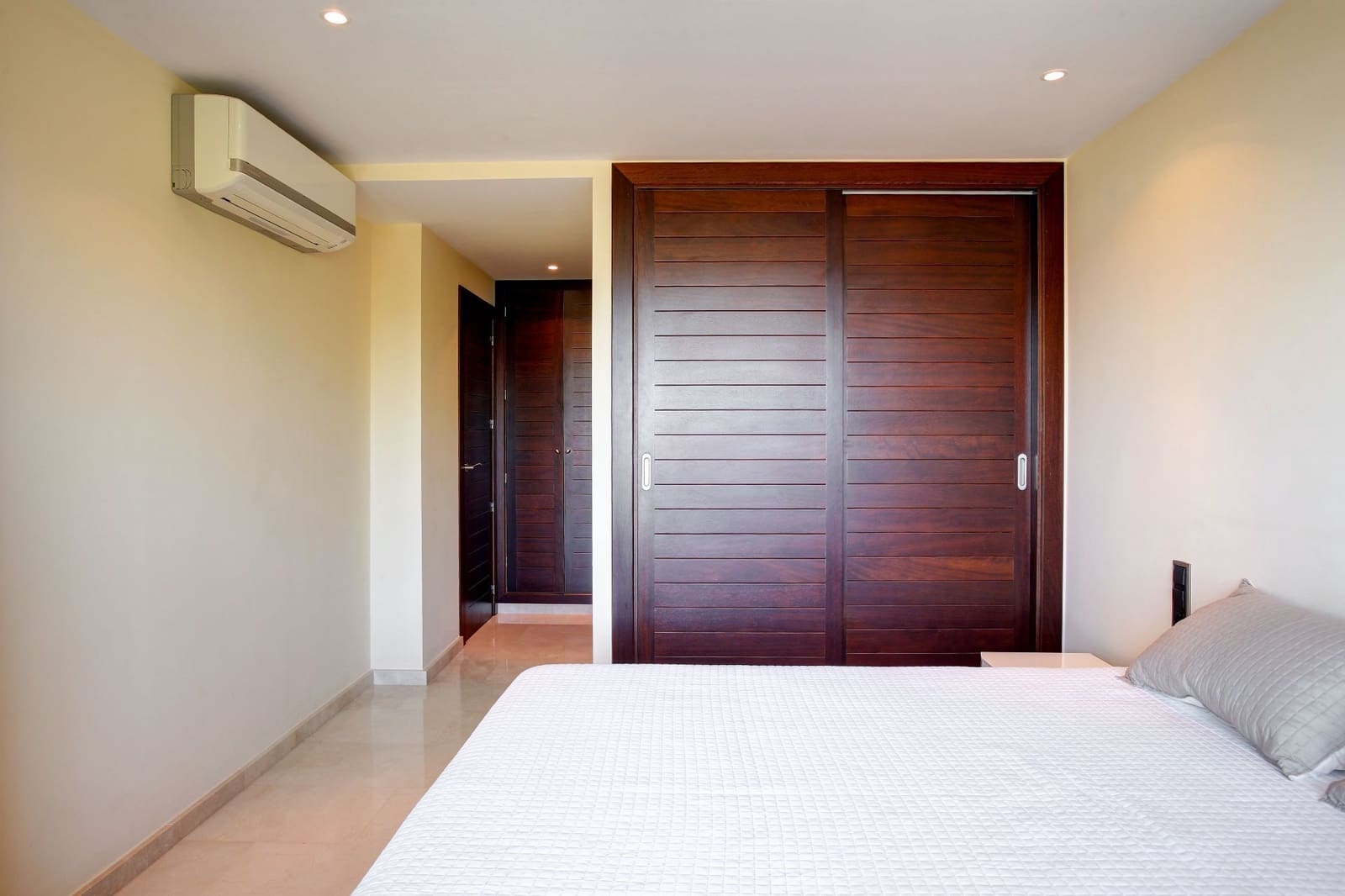 5 soveværelse Villa til salg i Adsubia med swimmingpool garage - € 1.390.000 (Ref: 8851162)