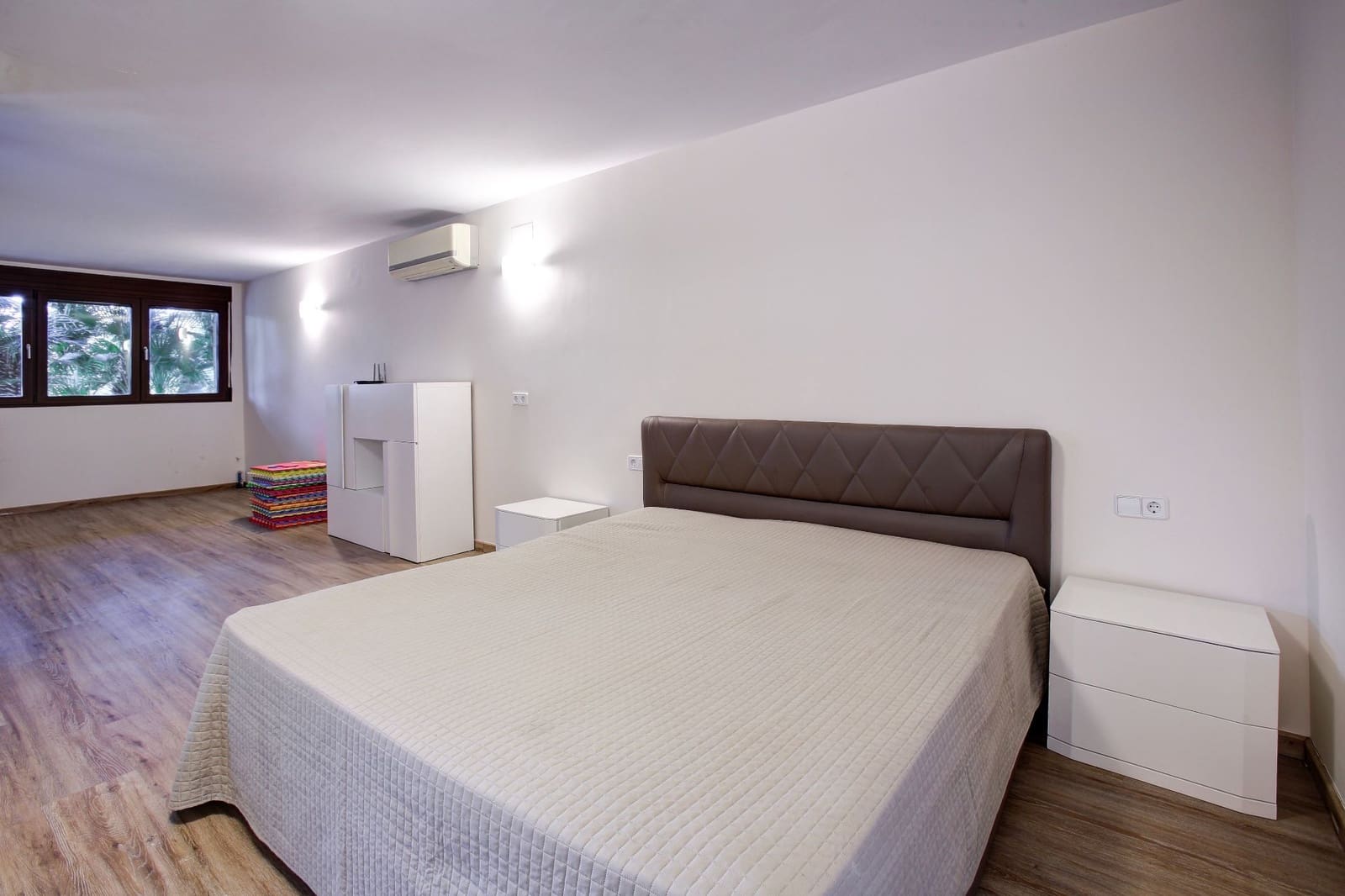 5 soveværelse Villa til salg i Adsubia med swimmingpool garage - € 1.390.000 (Ref: 8851162)