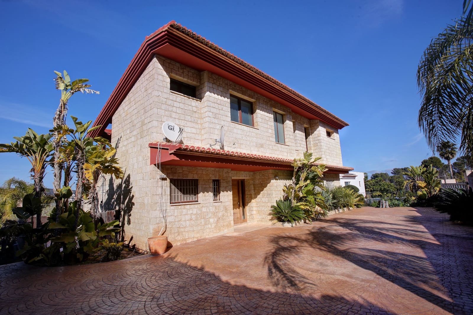 5 soveværelse Villa til salg i Adsubia med swimmingpool garage - € 1.390.000 (Ref: 8851162)