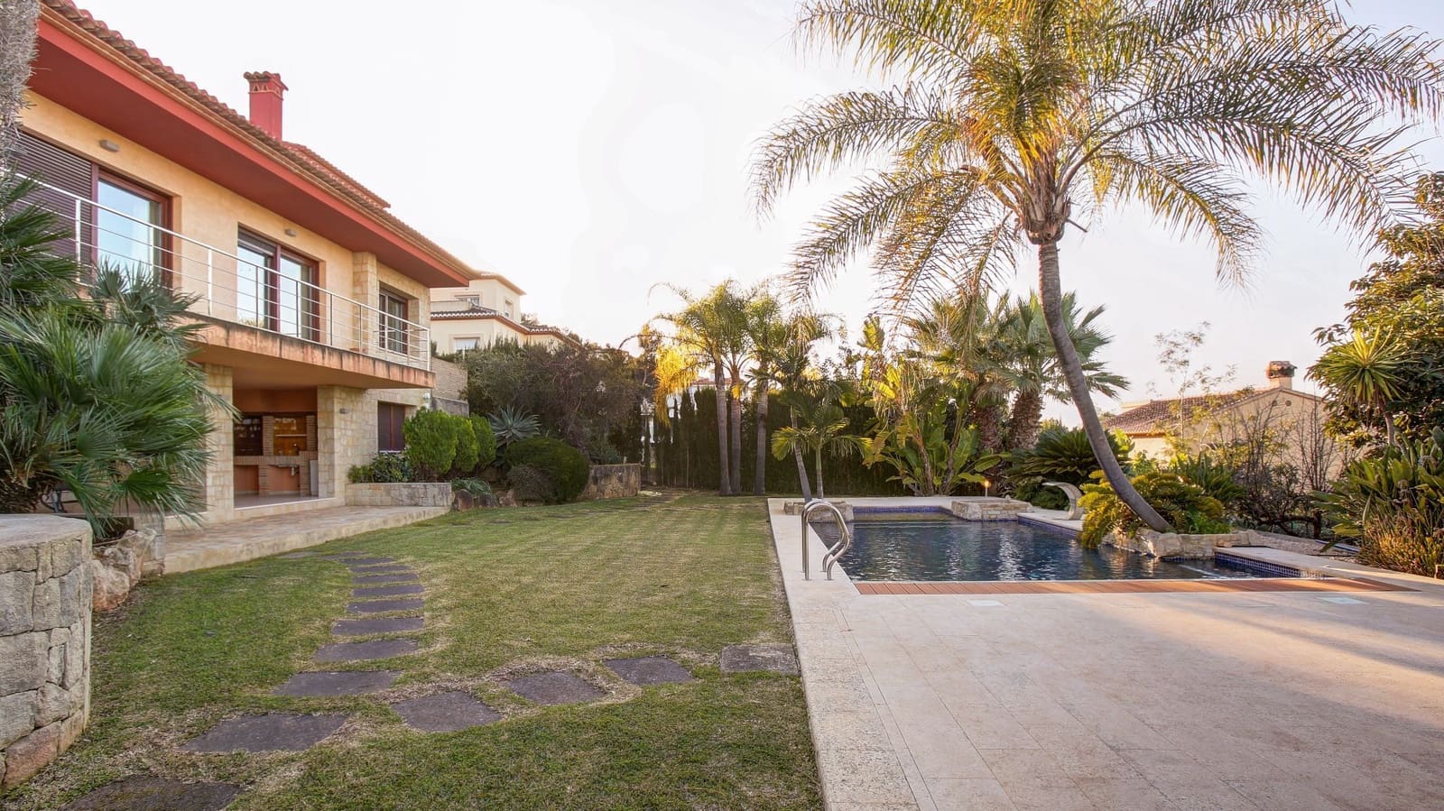 5 soveværelse Villa til salg i Adsubia med swimmingpool garage - € 1.390.000 (Ref: 8851162)