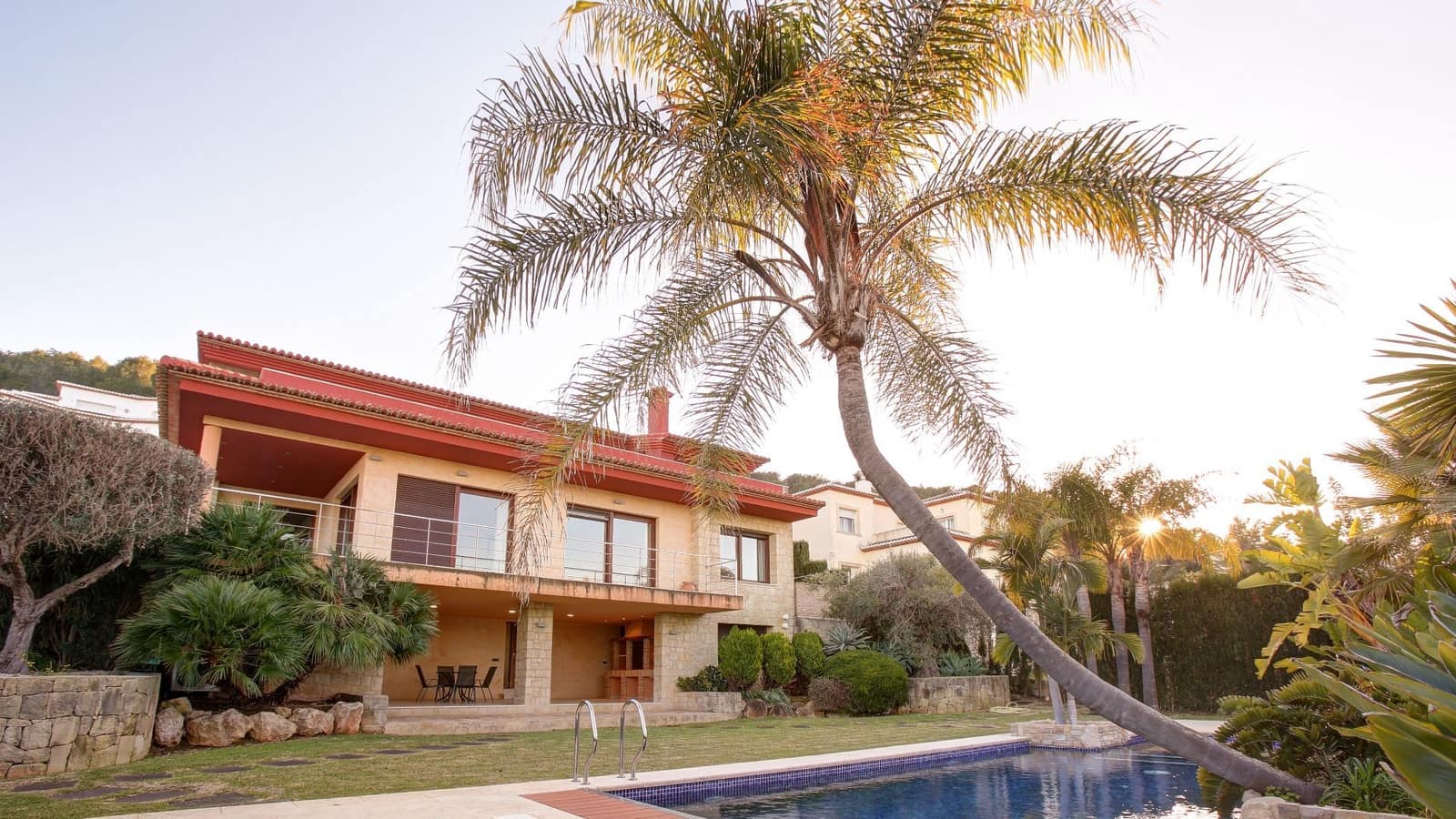 5 soveværelse Villa til salg i Adsubia med swimmingpool garage - € 1.390.000 (Ref: 8851162)