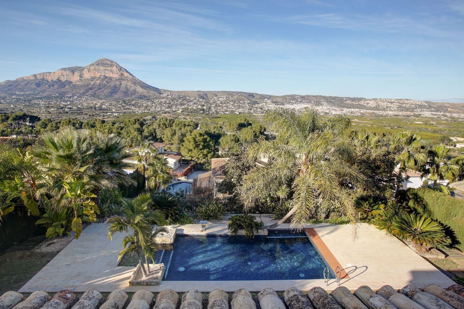 5 soveværelse Villa til salg i Adsubia med swimmingpool garage - € 1.390.000 (Ref: 8851162)