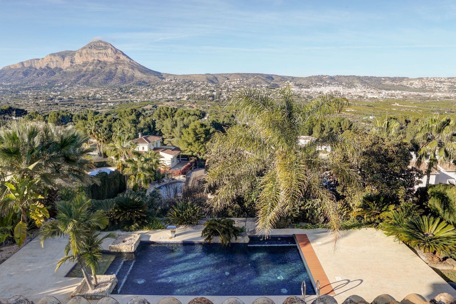 5 soveværelse Villa til salg i Adsubia med swimmingpool garage - € 1.390.000 (Ref: 8851162)