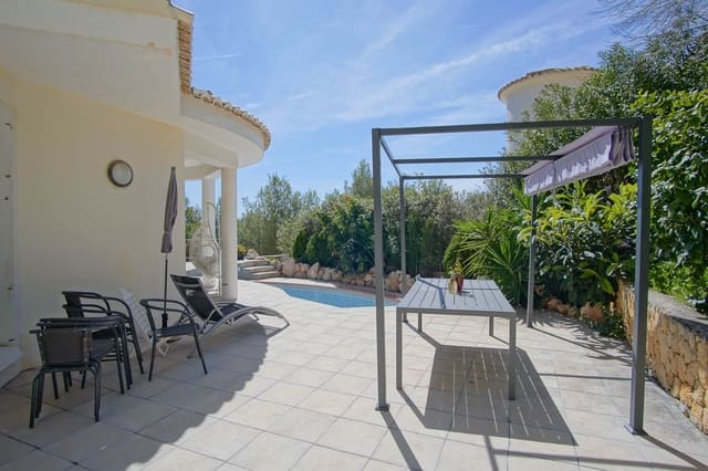3 slaapkamer Villa te koop in Altea met zwembad - € 530.000 (Ref: 8962194)