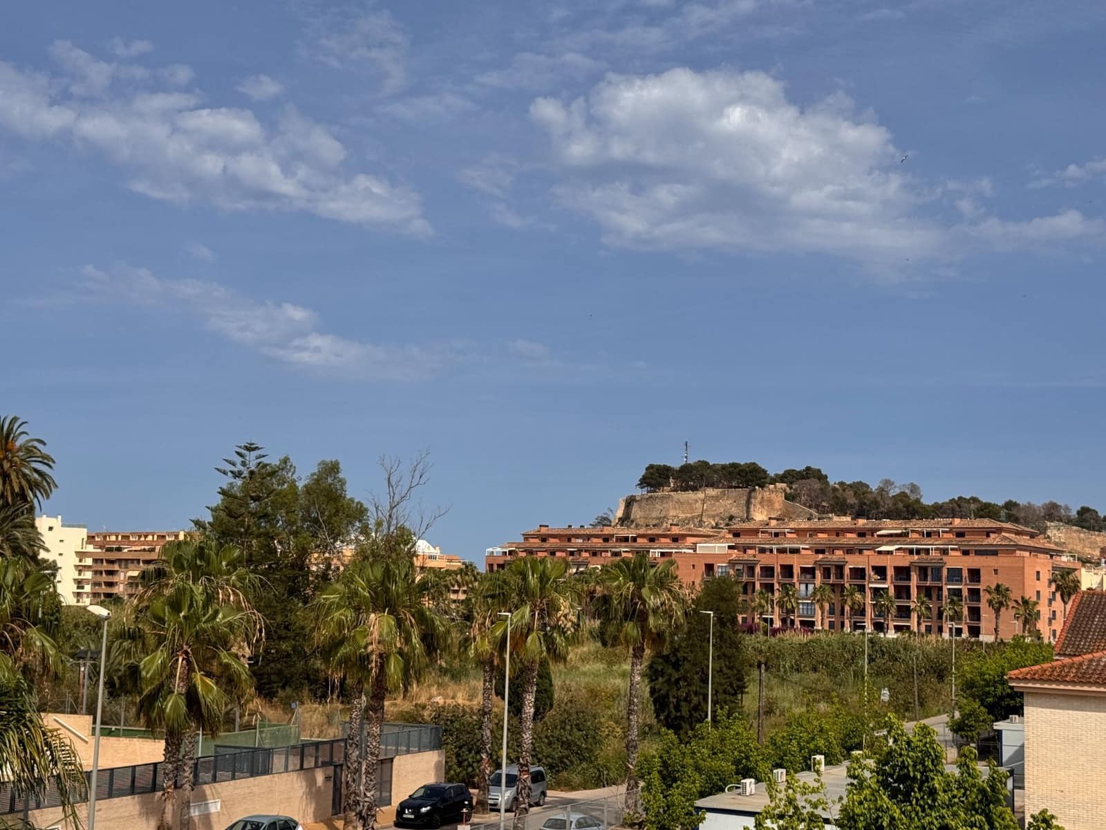 2 bedroom Apartment for sale in Denia with pool garage - € 301,000 (Ref: 9029302)