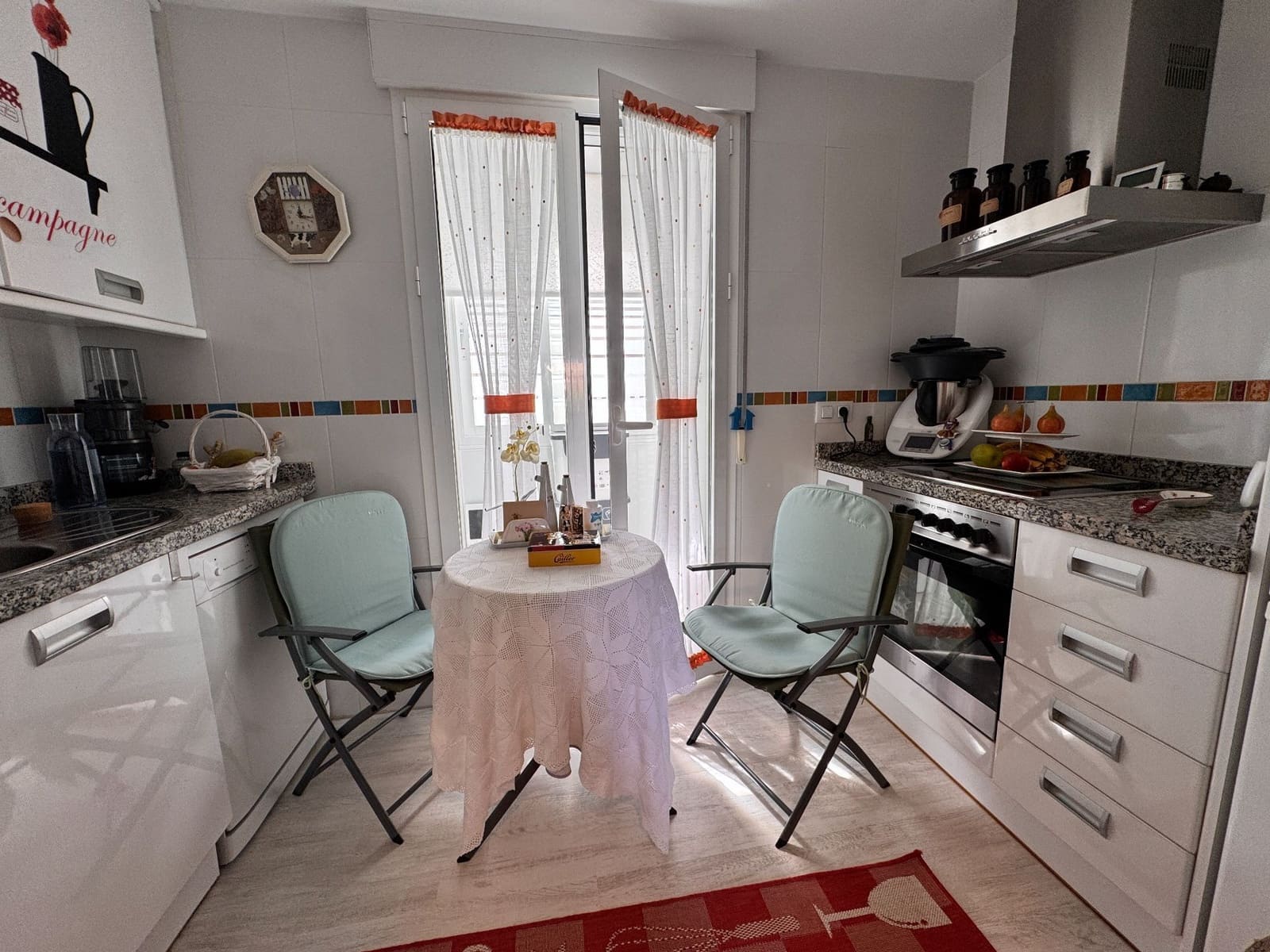 2 bedroom Apartment for sale in Denia with pool garage - € 301,000 (Ref: 9029302)