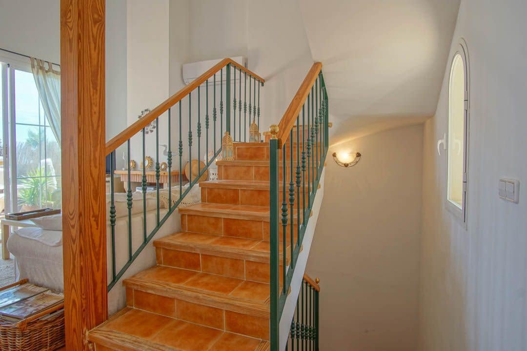 2 bedroom Villa for sale in Altea with pool garage - € 295,000 (Ref: 9110033)