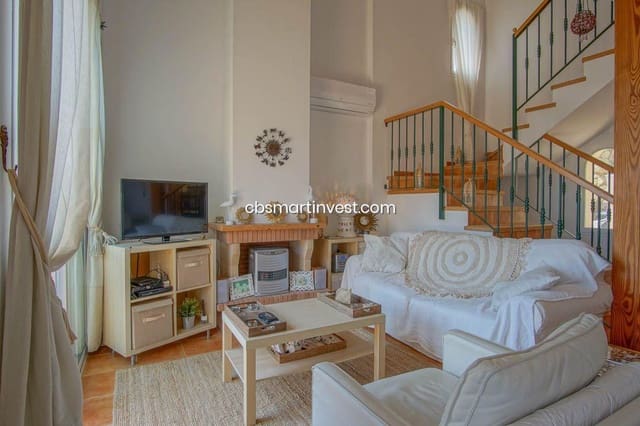 2 sovrum Villa till salu i Altea med pool garage - 315 000 € (Ref: 9110033)