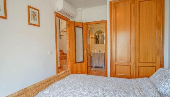 2 bedroom Villa for sale in Altea with pool garage - € 315,000 (Ref: 9110033)