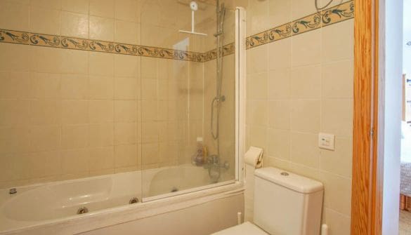 2 bedroom Villa for sale in Altea with pool garage - € 315,000 (Ref: 9110033)