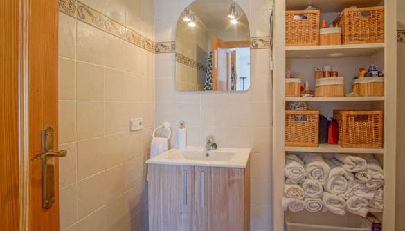2 bedroom Villa for sale in Altea with pool garage - € 315,000 (Ref: 9110033)