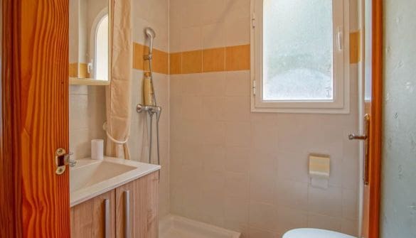 2 bedroom Villa for sale in Altea with pool garage - € 315,000 (Ref: 9110033)